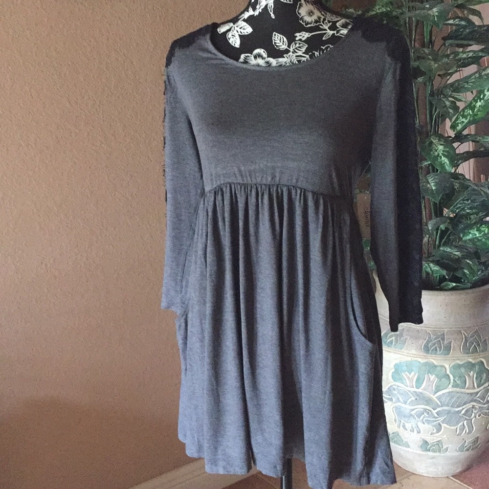 Long sleeve pocket grey shirt